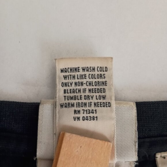 LL Bean Navy Blue Long Sleeve with Pocket Cotton T-Shirt Blue Men’s Size M Tall - Picture 5 of 14